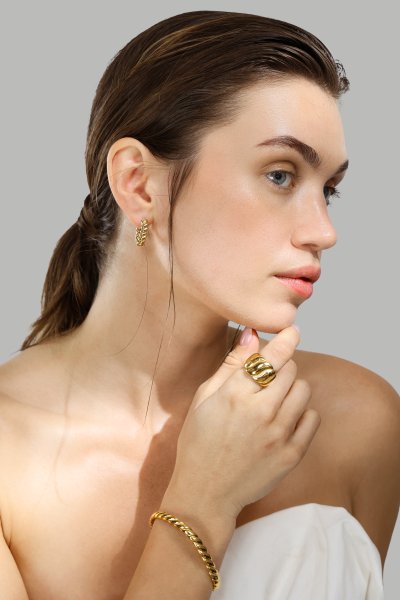 Kolczyki Twisted Heart – 18k Pozłacane