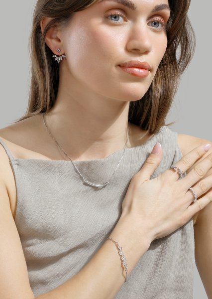 Dione Kolczyki – Silver Plated