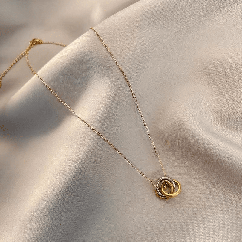 Golden Dual Ring Pendant Necklace- 18k Pozłacany