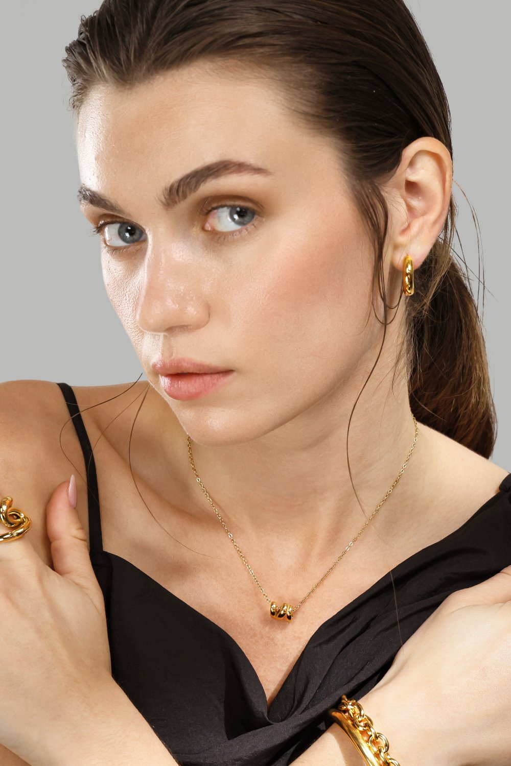 Pierscionek Infinity Knot - 18k Gold Plated