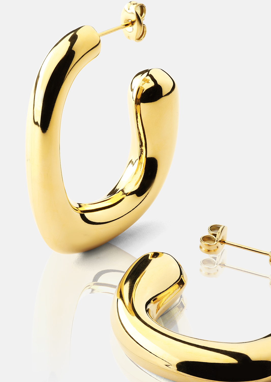 Kolczyk Elegant Curve - 18k Pozłacany