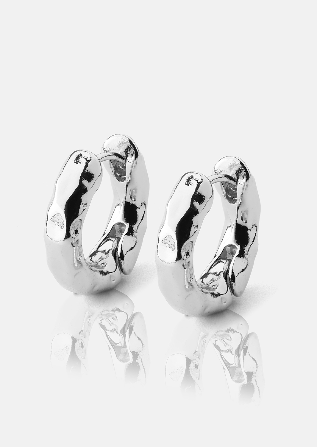 Kolczyk Luxe Ripple Hoops - Posrebrzany